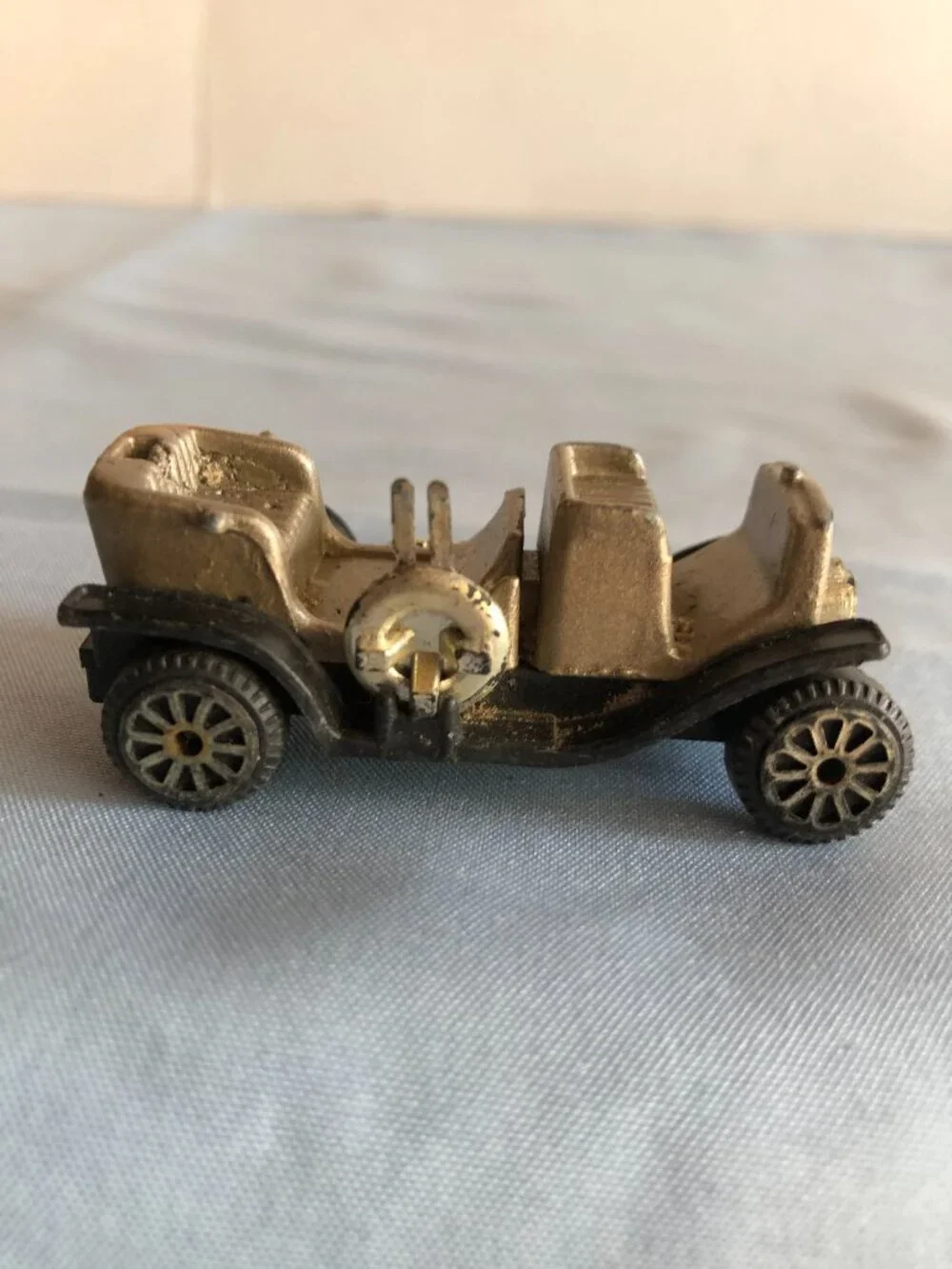 VINTAGE MATCHBOX MBX07 T-BIRD STOCK CAR - Some Rusting #F33